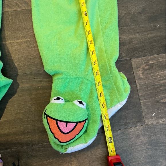 5/$25 Adults Medium Kermit the Frog Footie Onesie Sleeper Pjs Pyjamas Muppets - Picture 8 of 15